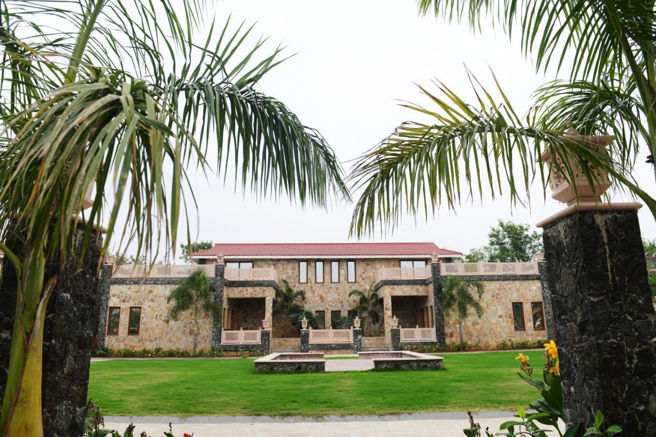Vikrama Heritage Resort Pavagadh Hālol Esterno foto